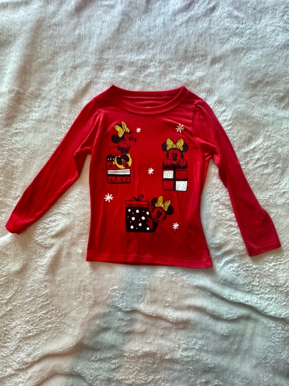 Disney Red Long-Sleeve Minnie Mouse Present Top